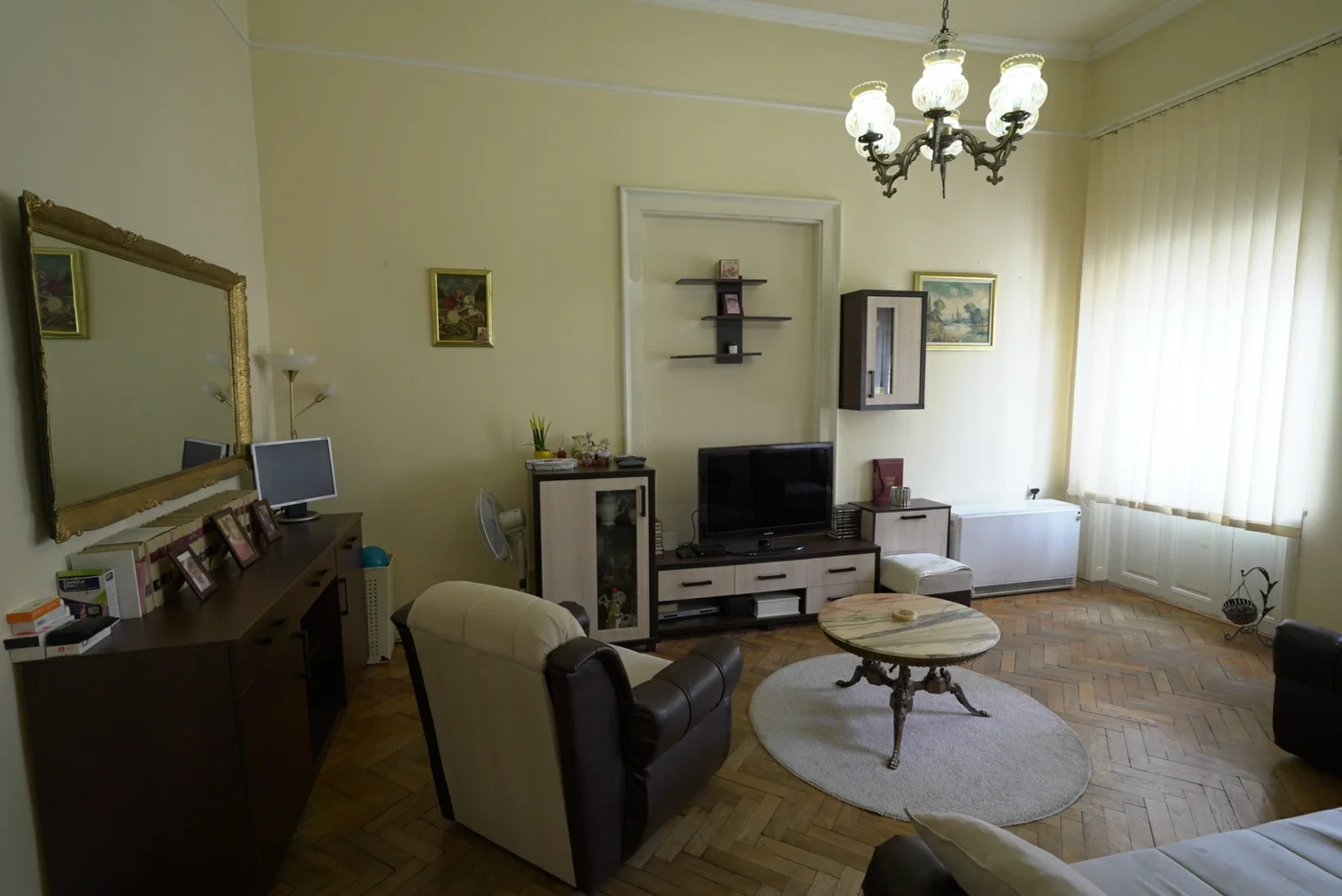 stan na prodaju Novi Sad 250m2 523854