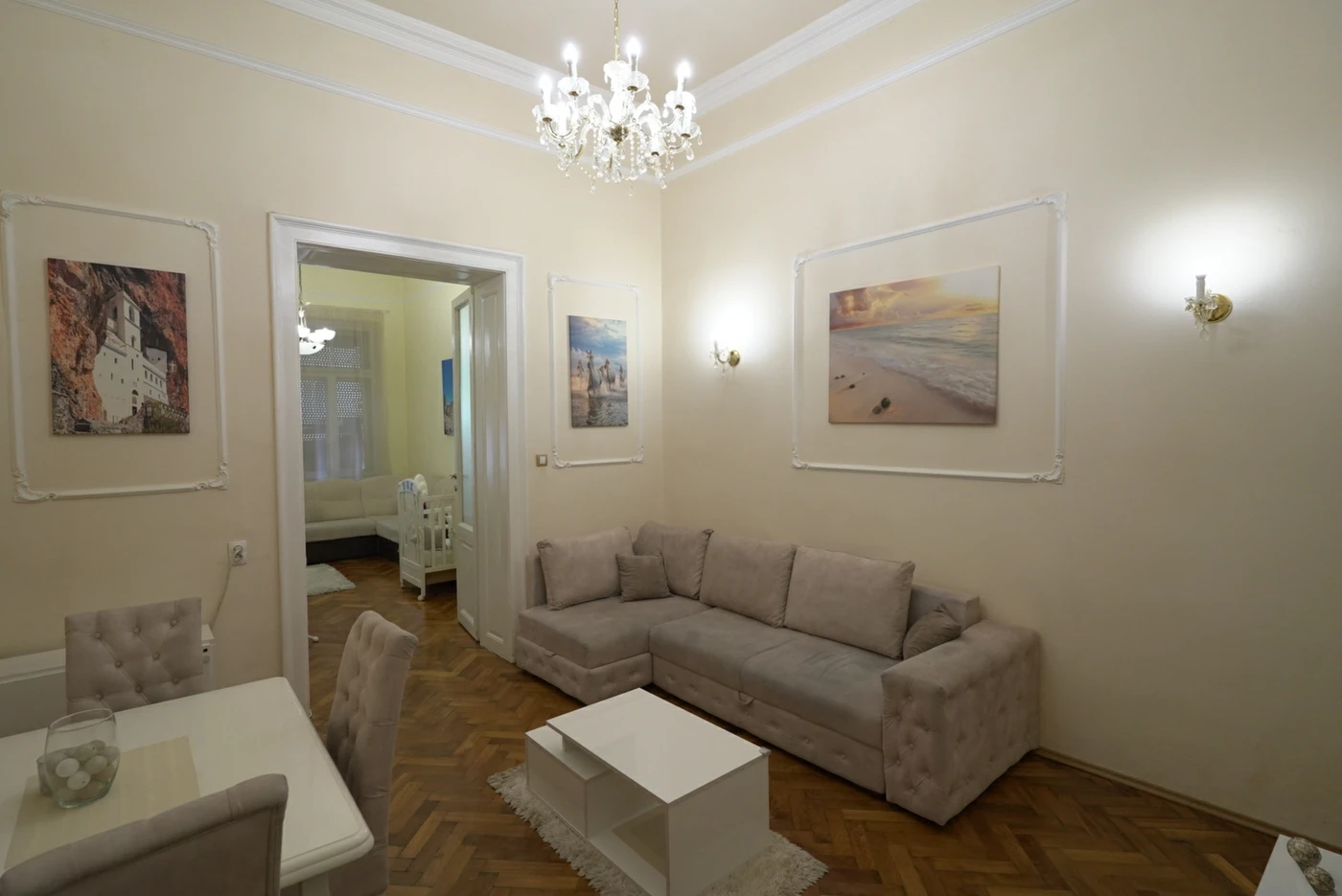 stan na prodaju Novi Sad 250m2 523854