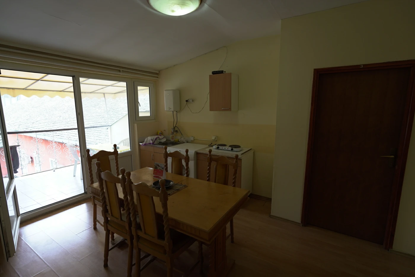 stan na prodaju Novi Sad 250m2 523854