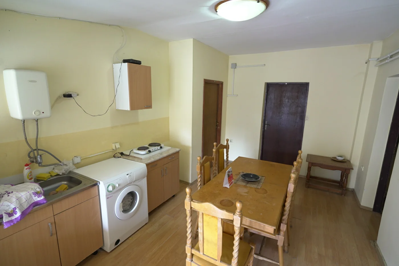 stan na prodaju Novi Sad 250m2 523854