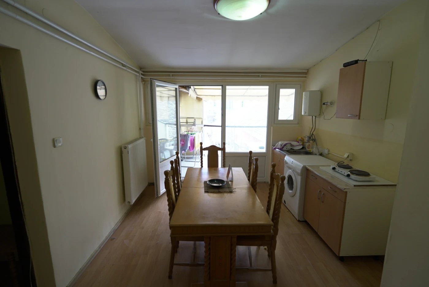 stan na prodaju Novi Sad 250m2 523854