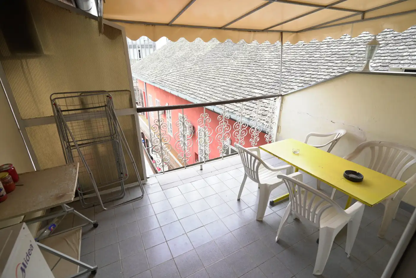 stan na prodaju Novi Sad 250m2 523854