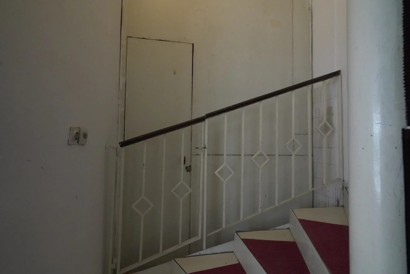 stan na prodaju Novi Sad 250m2 523854