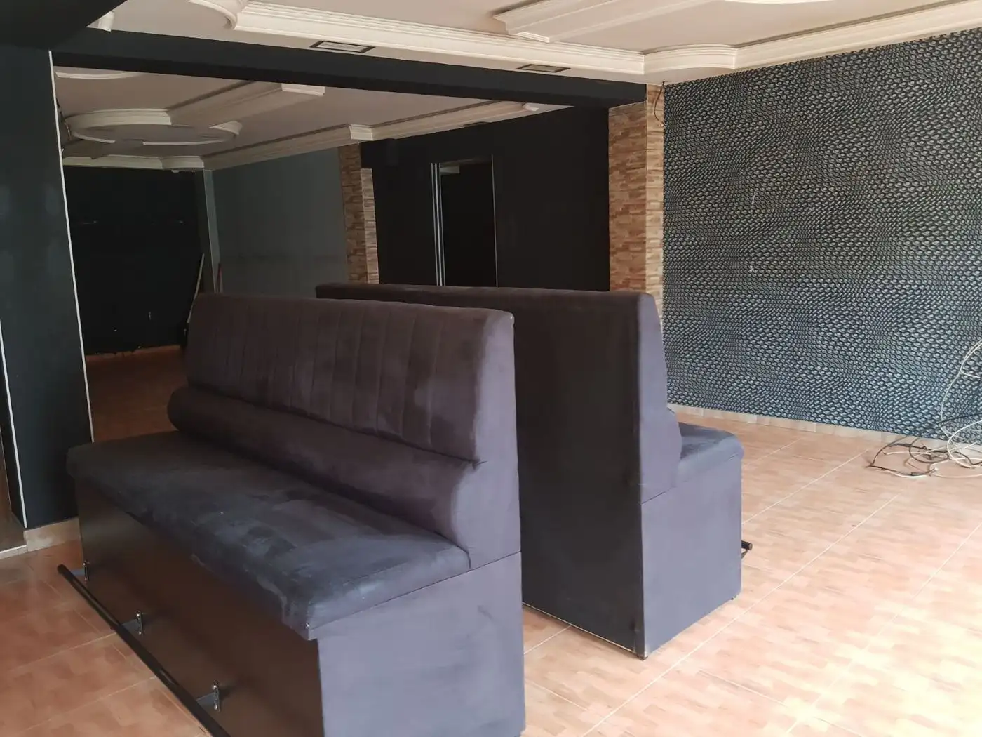 lokal za izdavanje Petrovaradin 150m2 10551