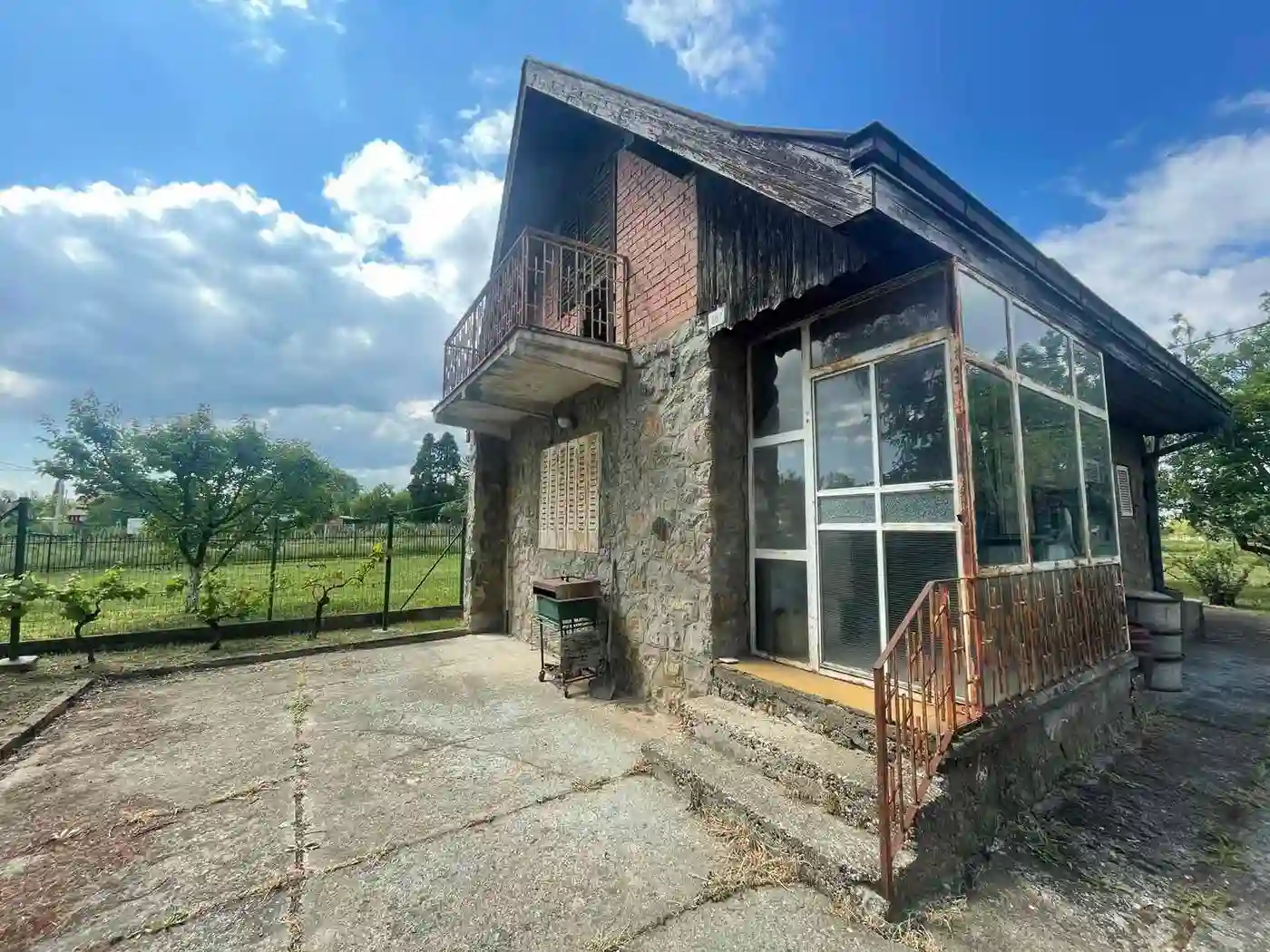 kuca na prodaju Čortanovci, 44m2 563123