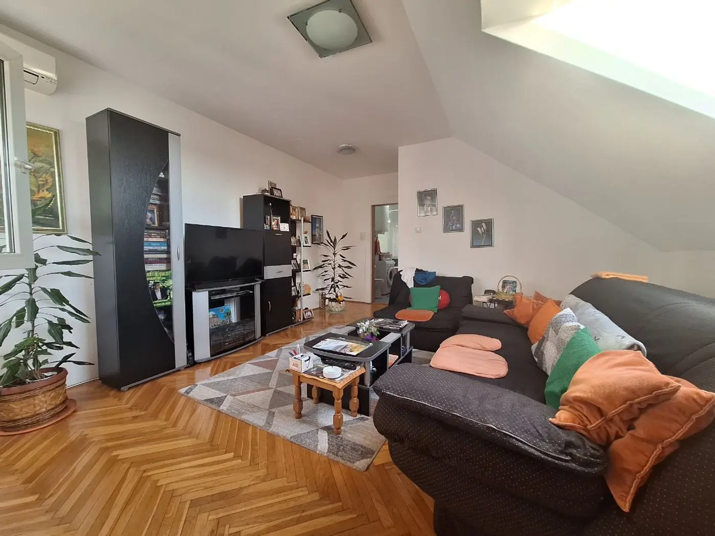 stan na prodaju Novi Sad 58m2 528254