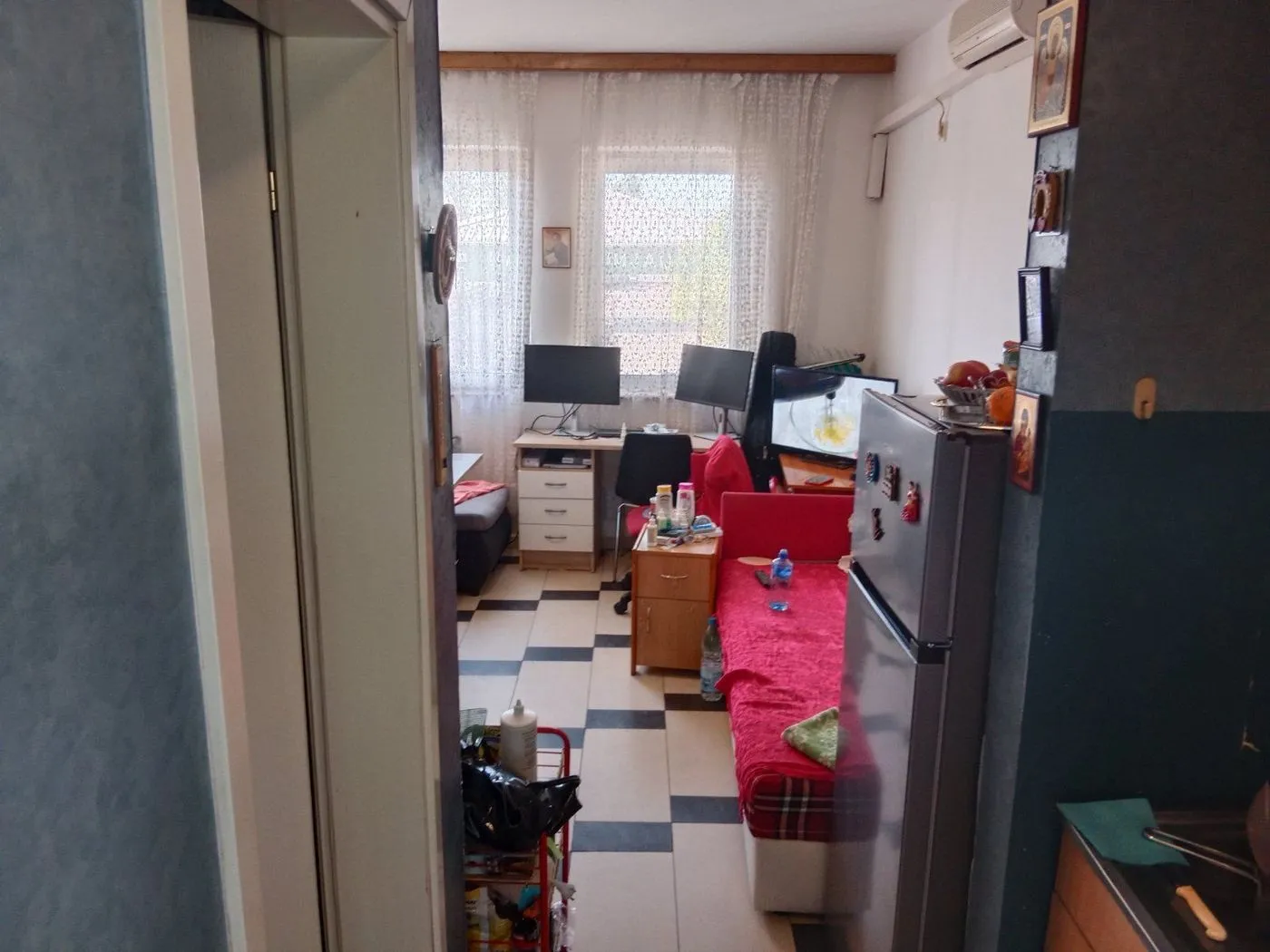 Stan na prodaju Novi Sad 20m2, 528611
