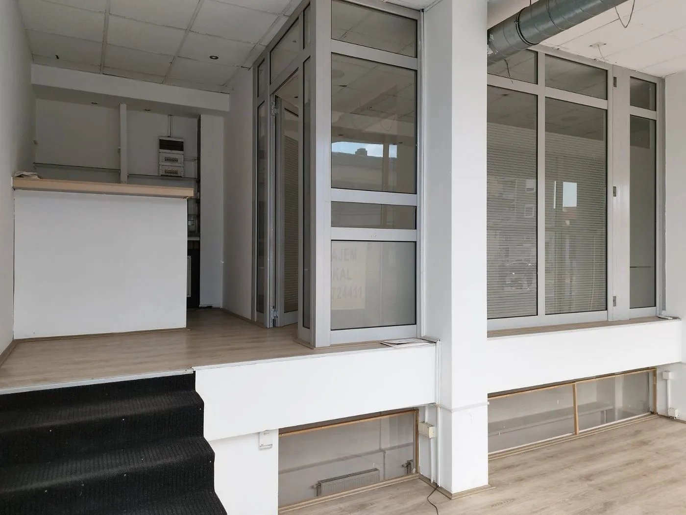 lokal na prodaju Novi Sad 86m2 528956