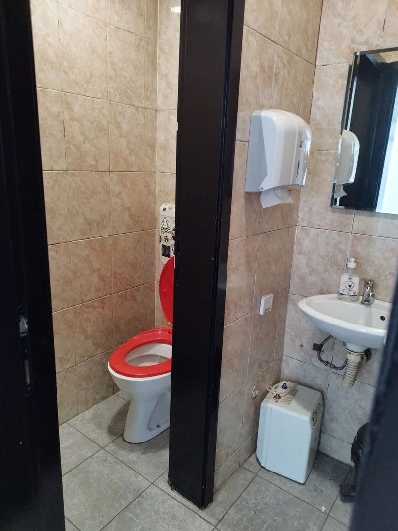 lokal na prodaju Novi Sad 86m2 528956