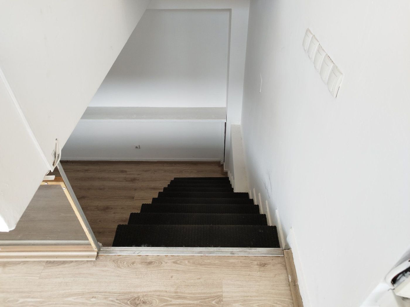 lokal na prodaju Novi Sad 86m2 528956