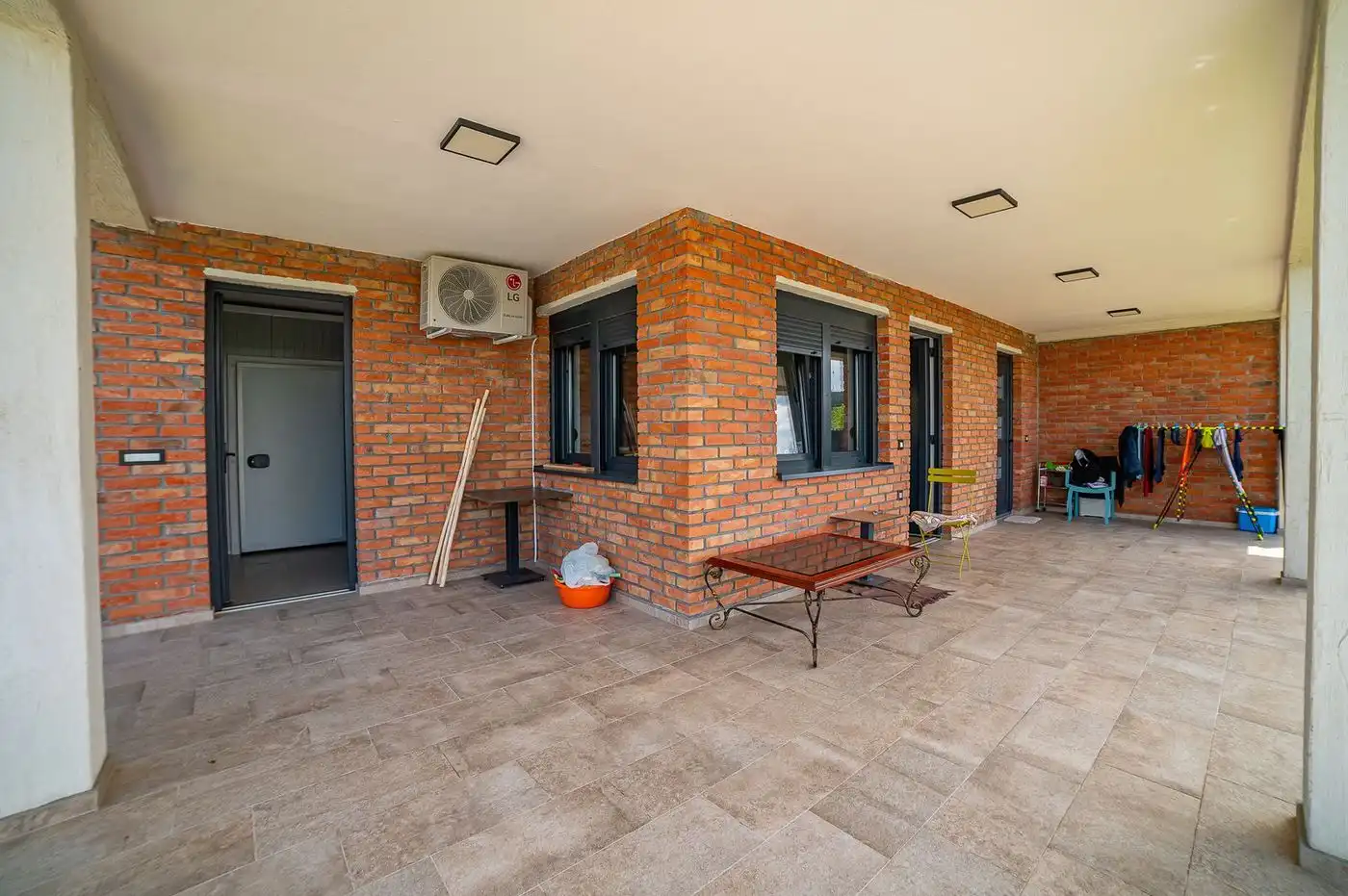 kuca na prodaju Sremska Kamenica 290m2 551063