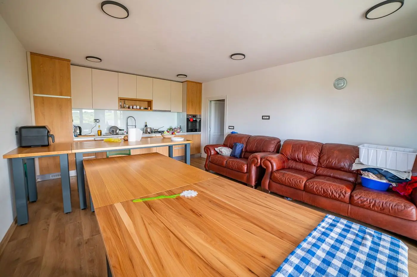 kuca na prodaju Sremska Kamenica 290m2 551063