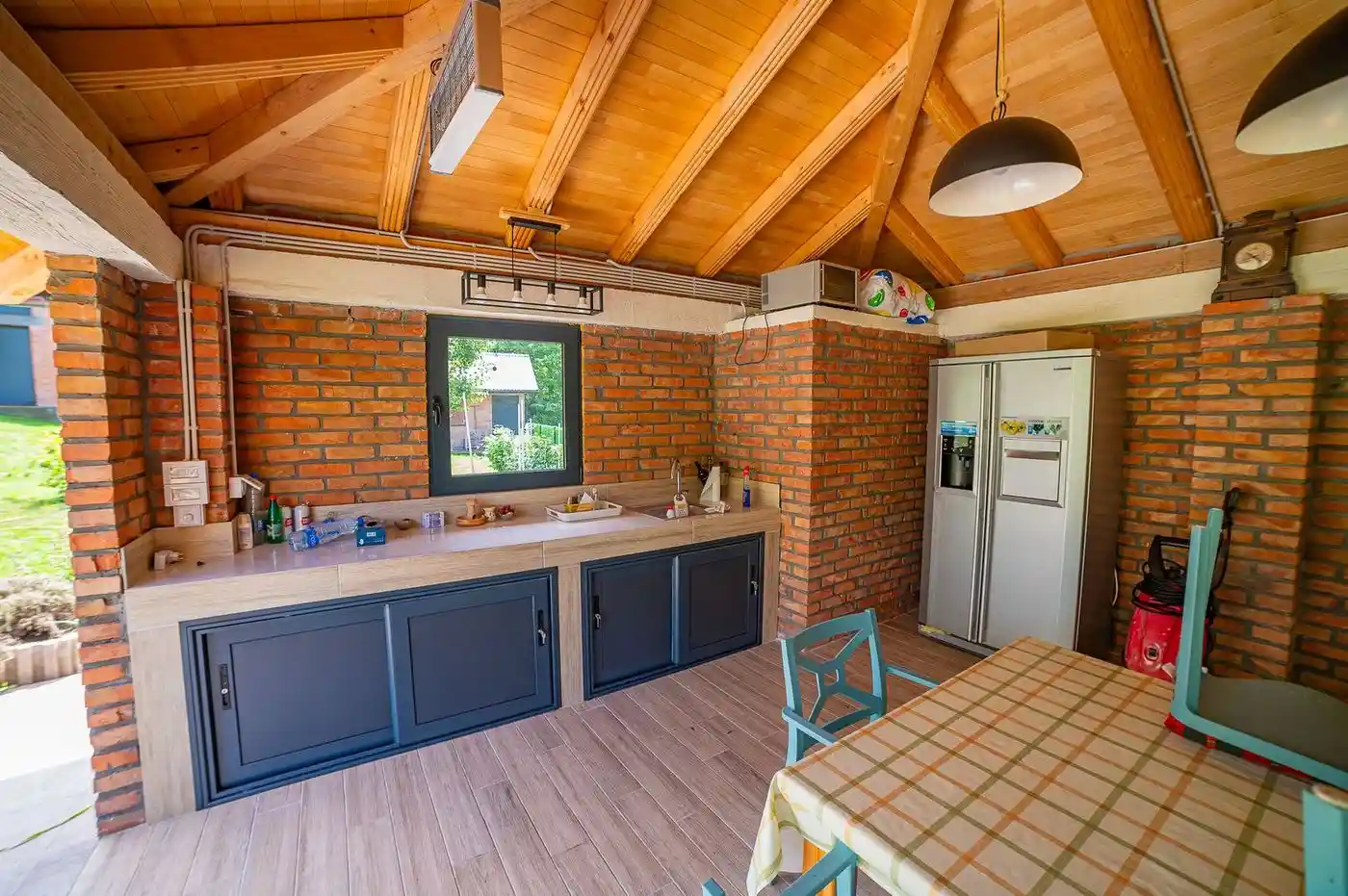 kuca na prodaju Sremska Kamenica 290m2 551063