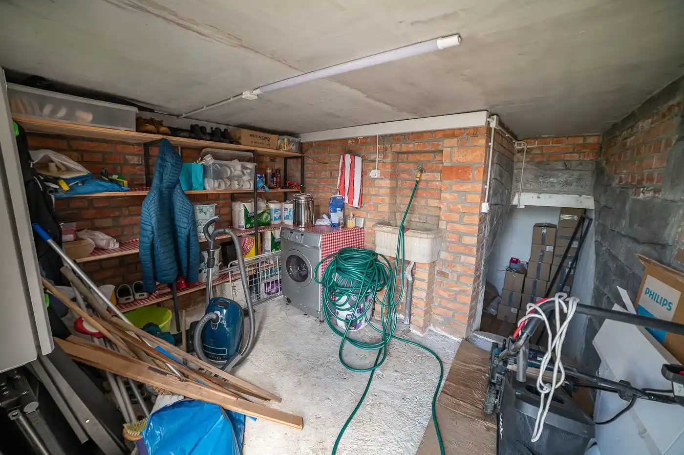 kuca na prodaju Sremska Kamenica 290m2 551063