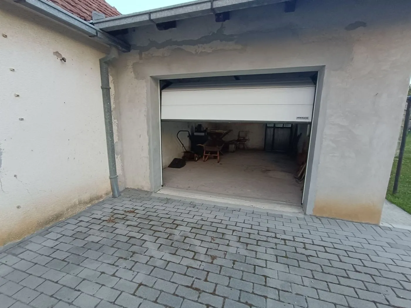 kuca na prodaju Petrovaradin 250m2 529468