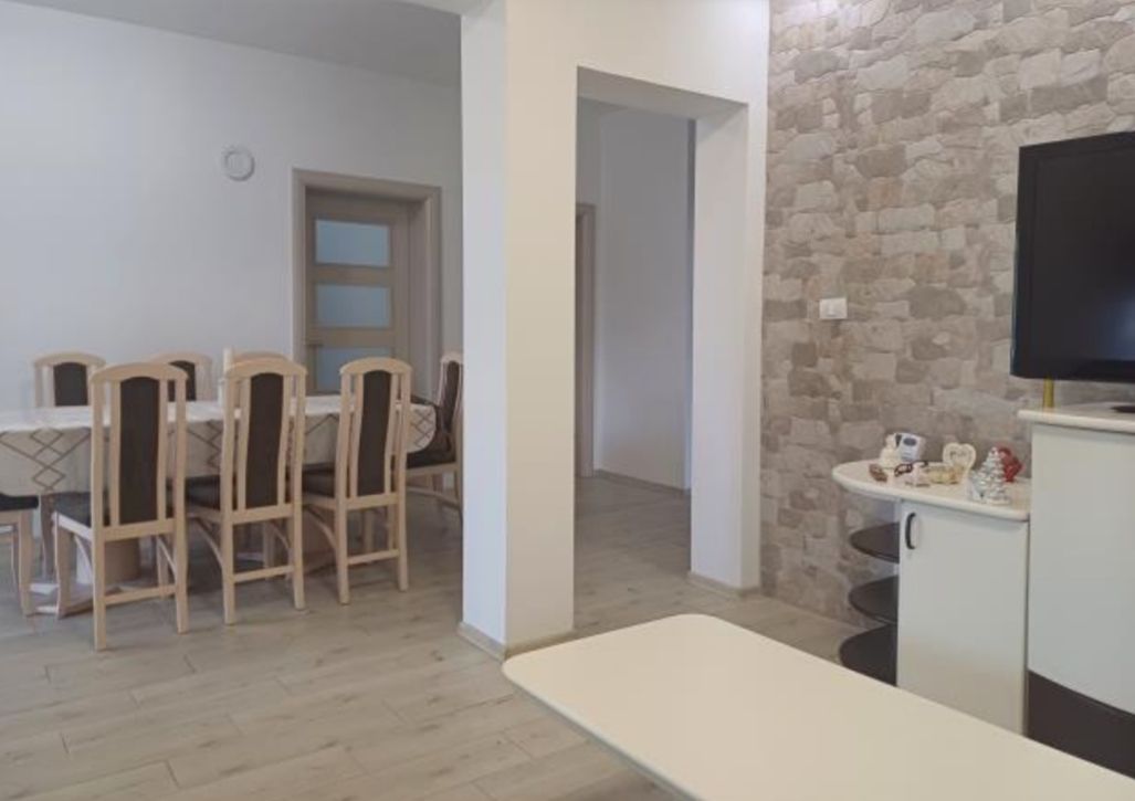 kuca na prodaju Temerin 274m2 529421