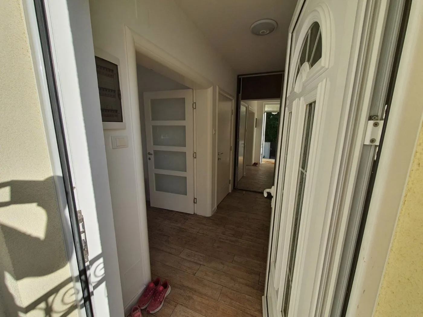kuca na prodaju Sremska Kamenica 244m2 529812