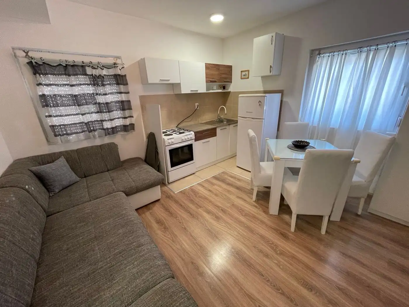 stan na prodaju Novi Sad, 28m2 531446
