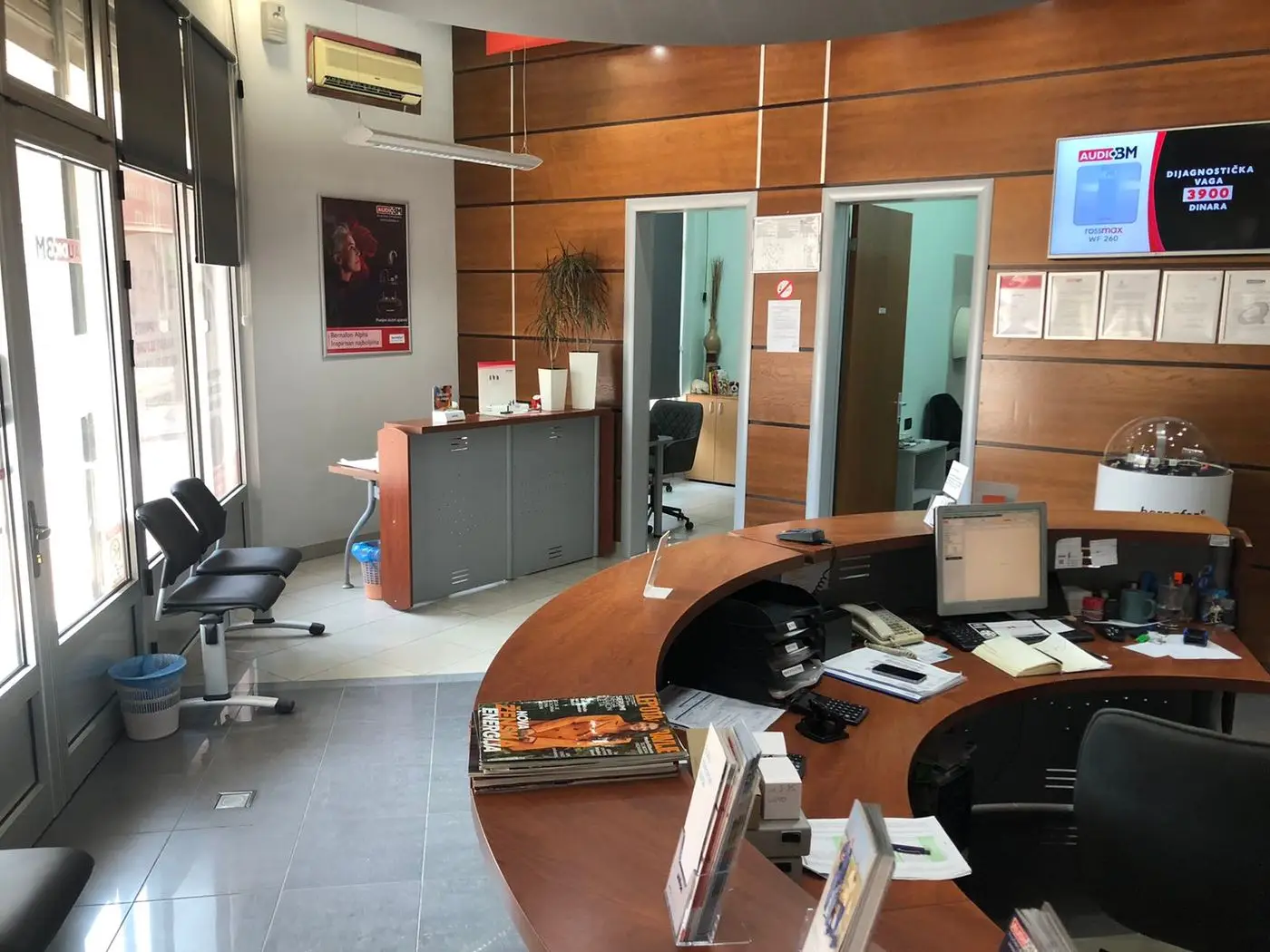 lokal na prodaju Novi Sad, 305m2 532052