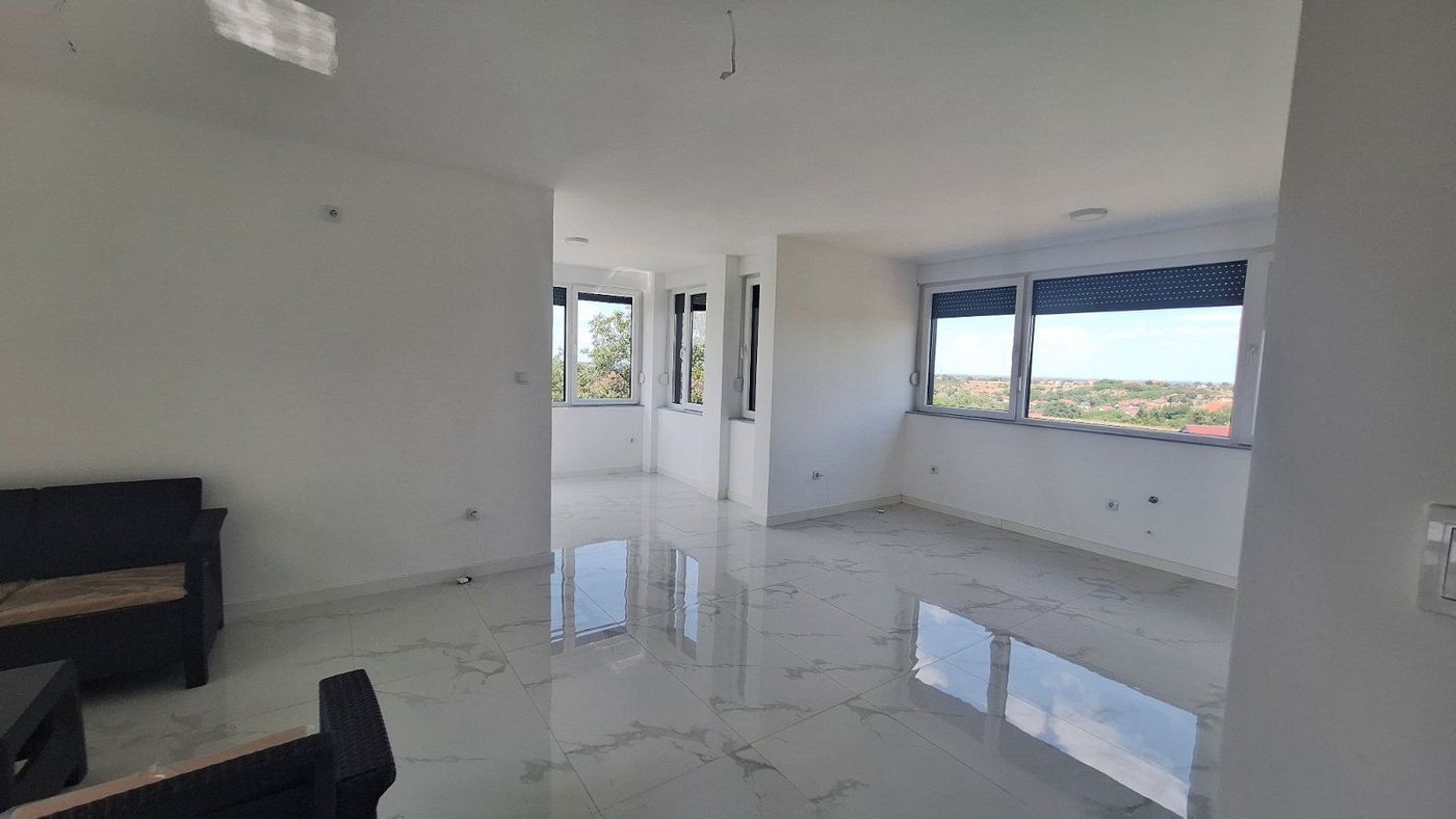 stan na prodaju Petrovaradin 100m2 492584