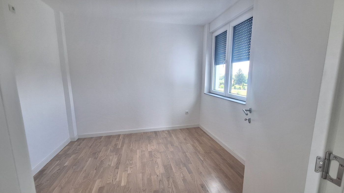 stan na prodaju Petrovaradin 100m2 492584
