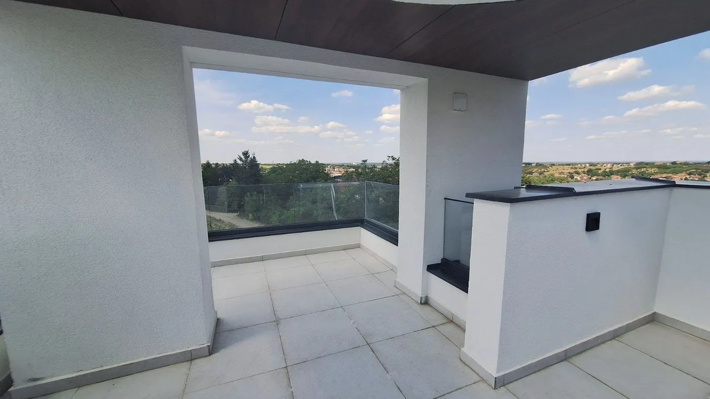 stan na prodaju Petrovaradin 100m2 492584