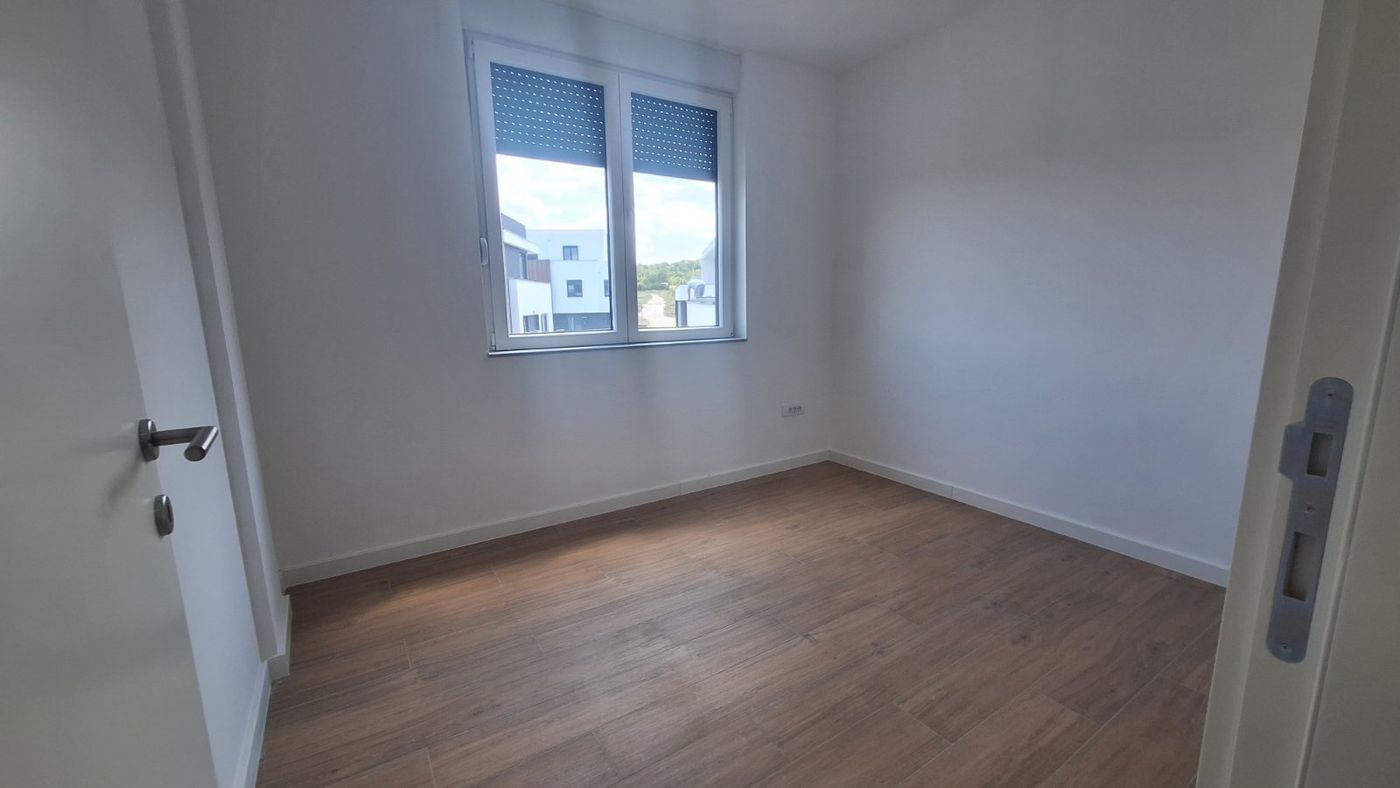 stan na prodaju Petrovaradin 72m2 532109