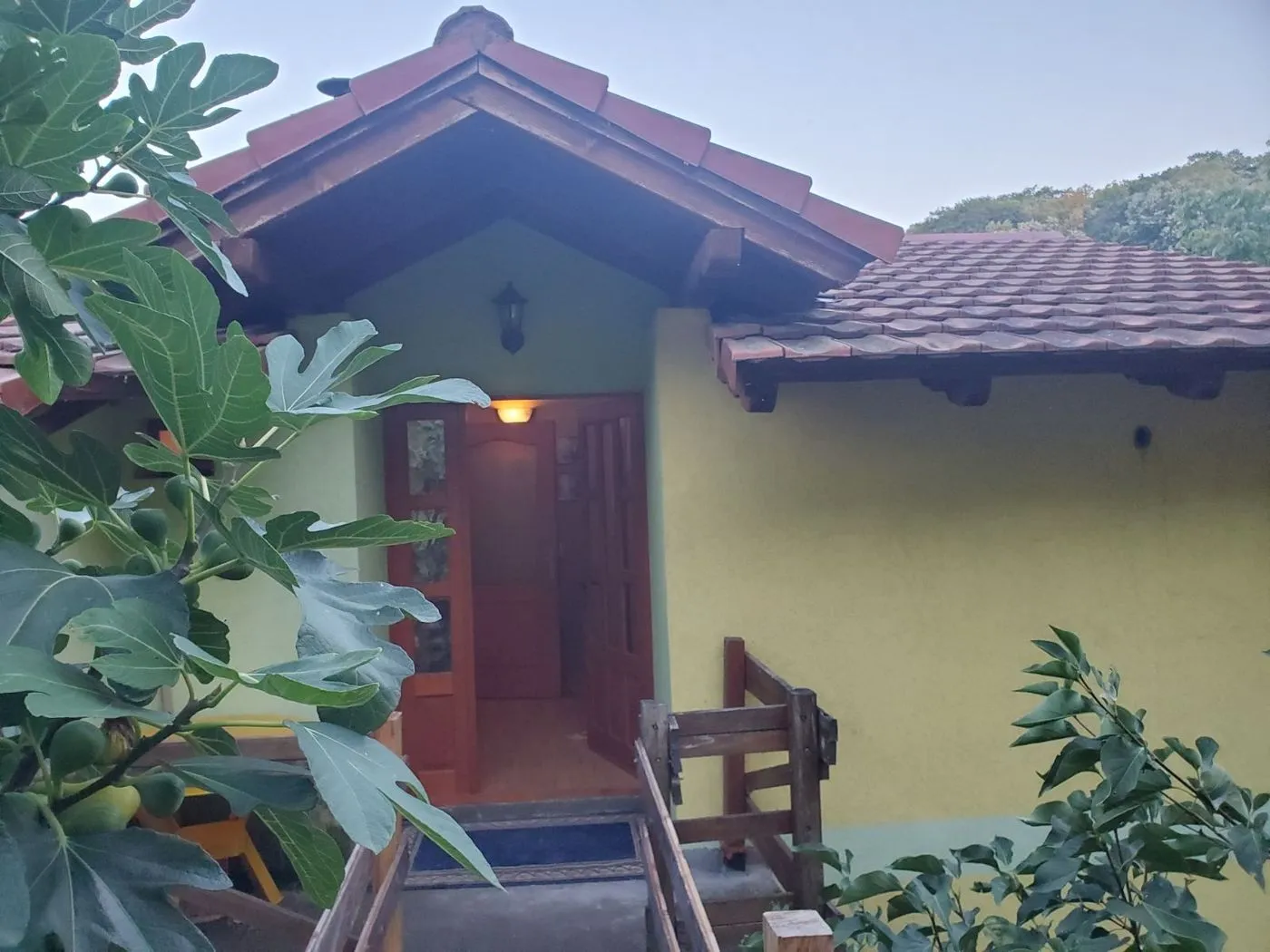 kuca na prodaju Sremska Kamenica 187m2 532588