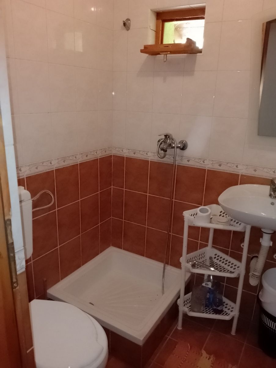 kuca na prodaju Sremska Kamenica 187m2 532588