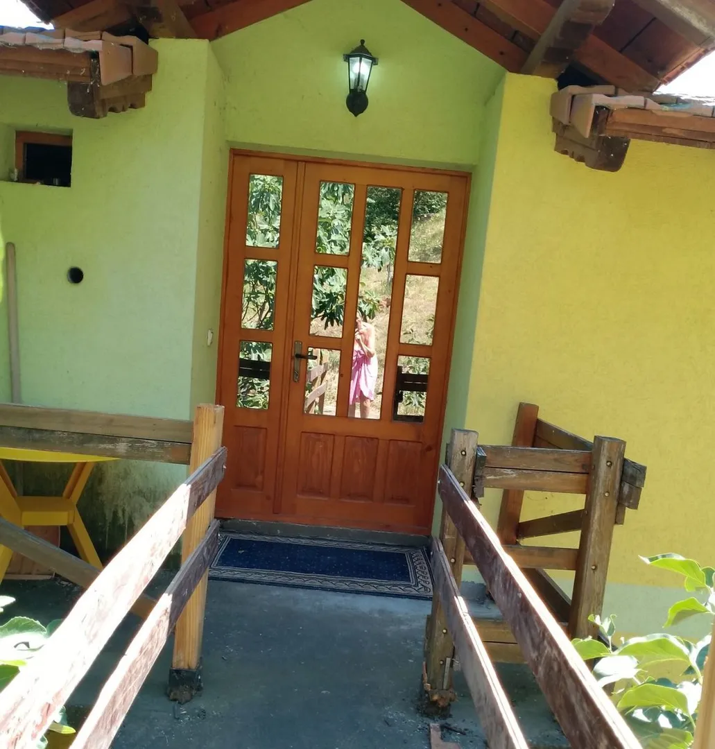 kuca na prodaju Sremska Kamenica 187m2 532588