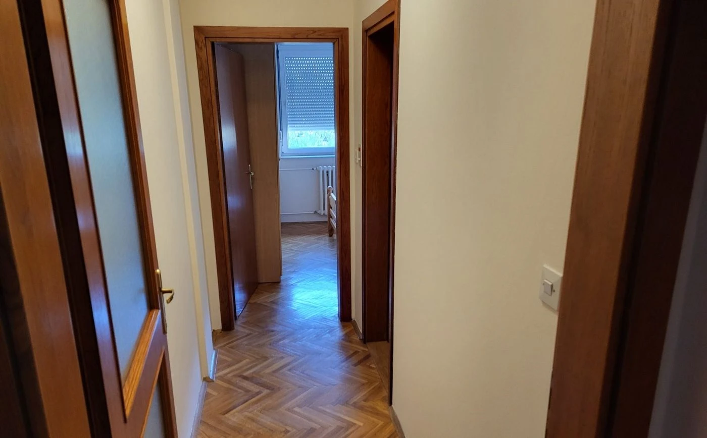 Stan za izdavanje Novi Sad 63m2, 11549