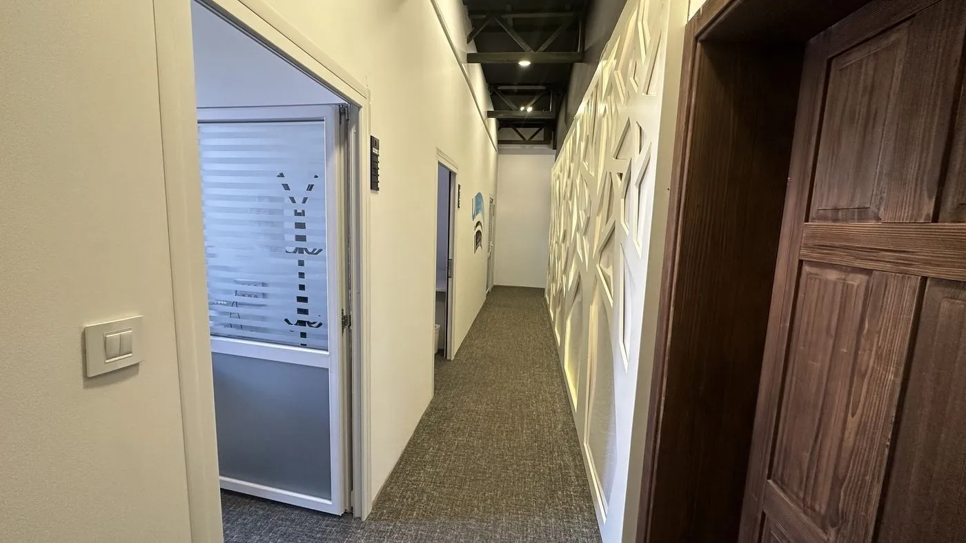 lokal za izdavanje Novi Sad 220m2 11630