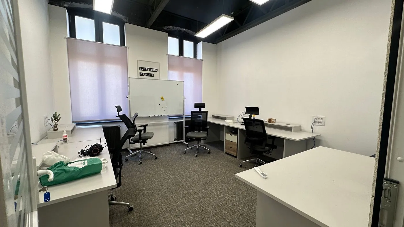 lokal za izdavanje Novi Sad, 220m2 11630