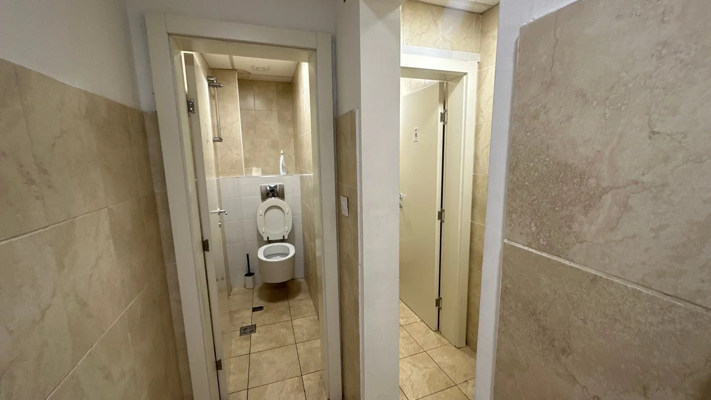 lokal za izdavanje Novi Sad 220m2 11630