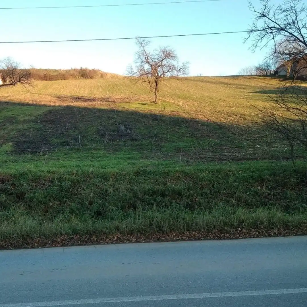 plac na prodaju Petrovaradin, 551m2 533670