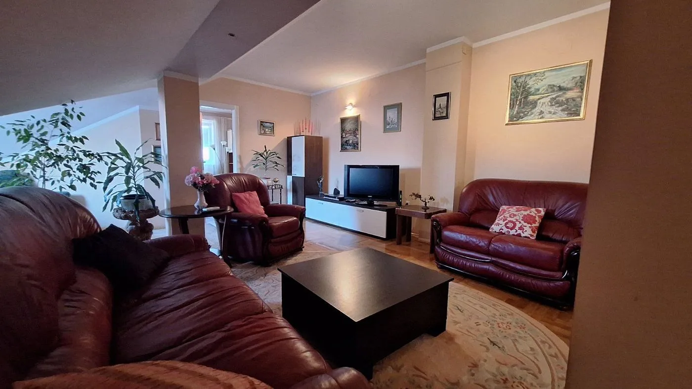 stan na prodaju Novi Sad, 121m2 556906