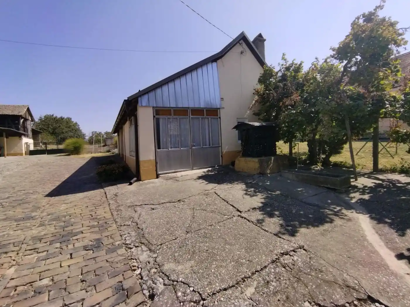 kuca na prodaju Vrdnik 80m2 533772