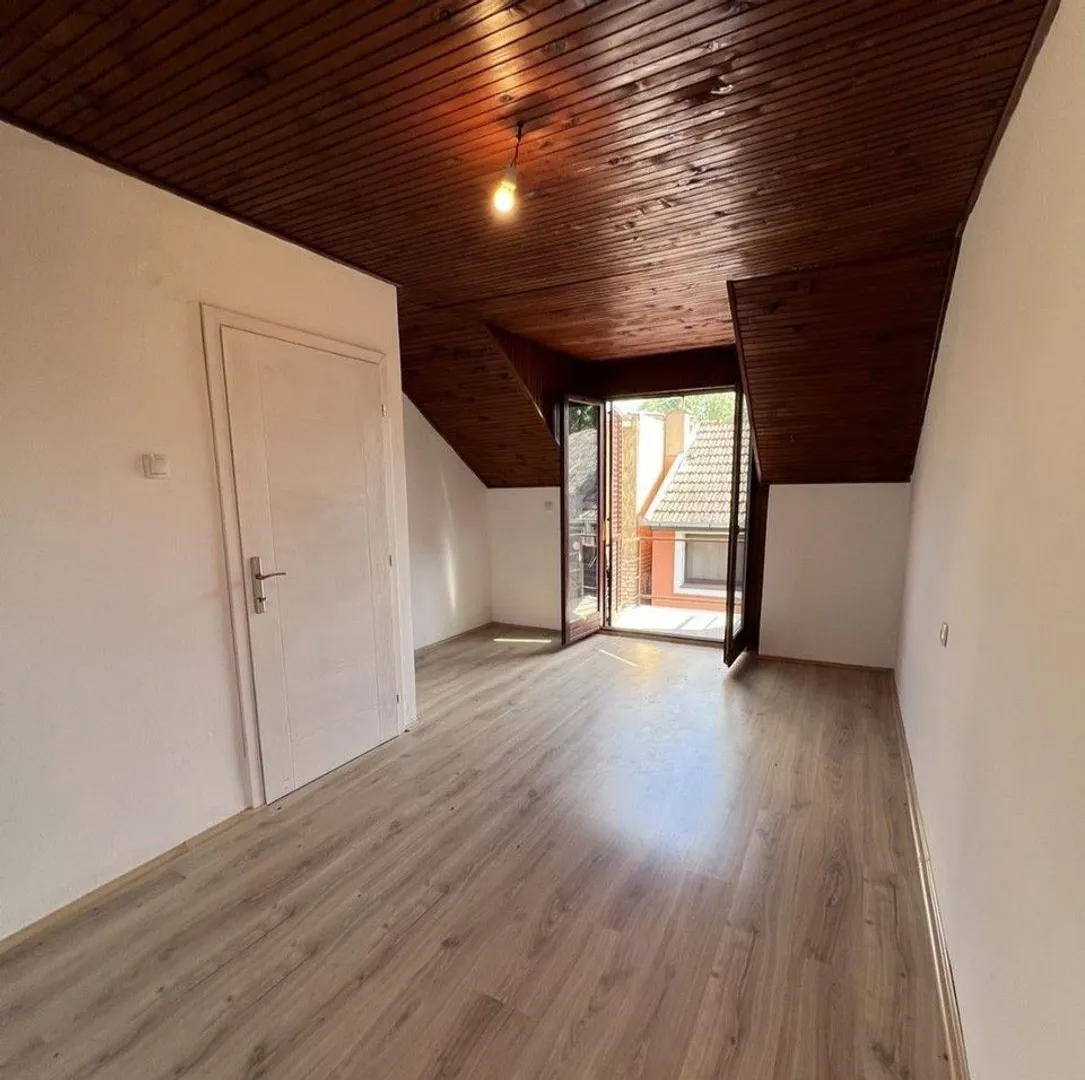 kuca na prodaju Novi Sad, 19m2 534259