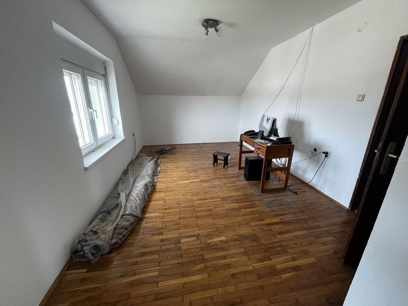 kuca na prodaju Veternik 90m2 534476