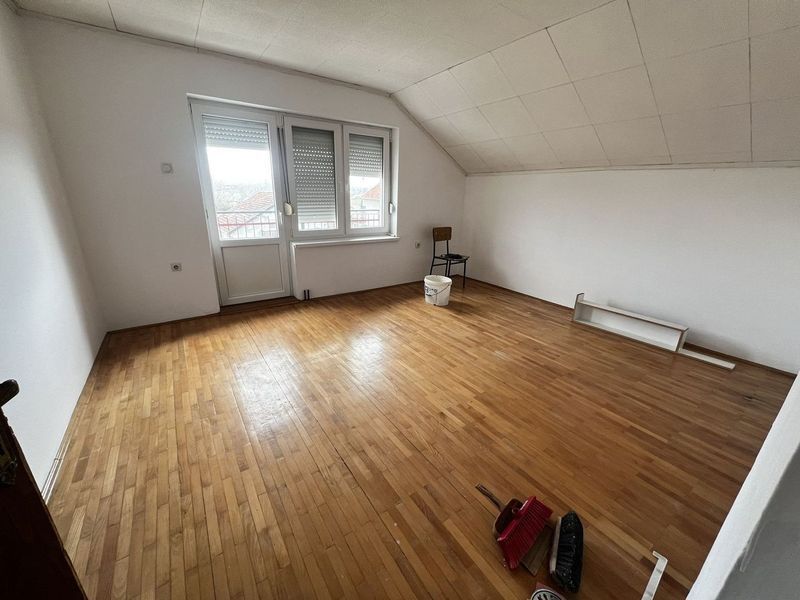 kuca na prodaju Veternik 90m2 534476