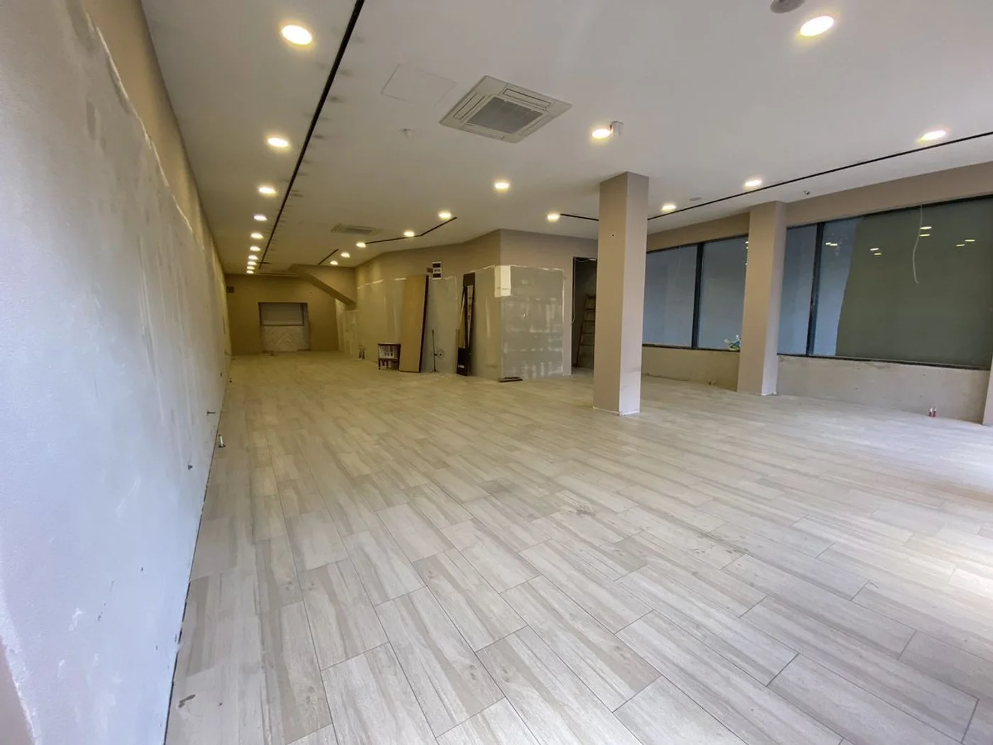 lokal na prodaju Novi Sad, 224m2 531574