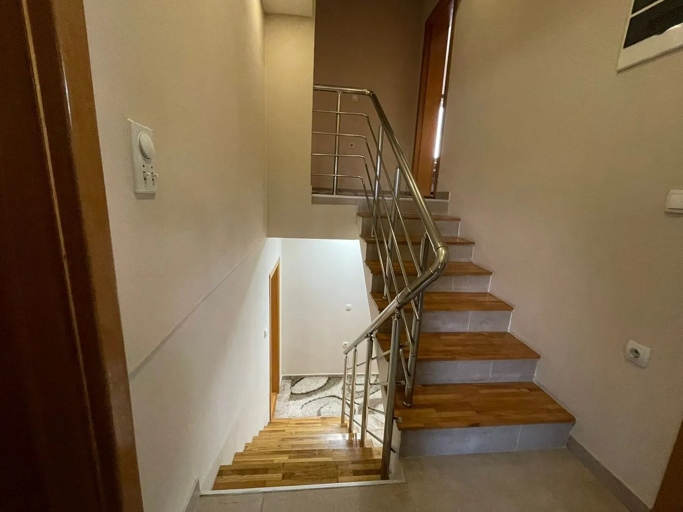 kuca na prodaju Novi Sad 240m2 521234
