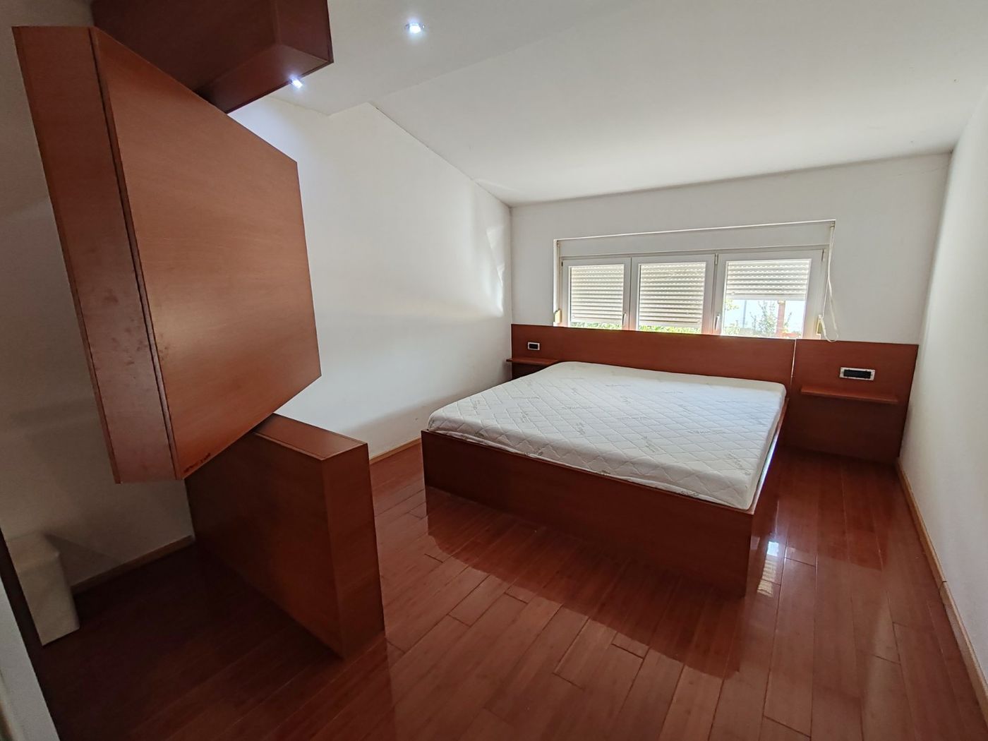 Kuća na prodaju Novi Sad 346m2, 536297