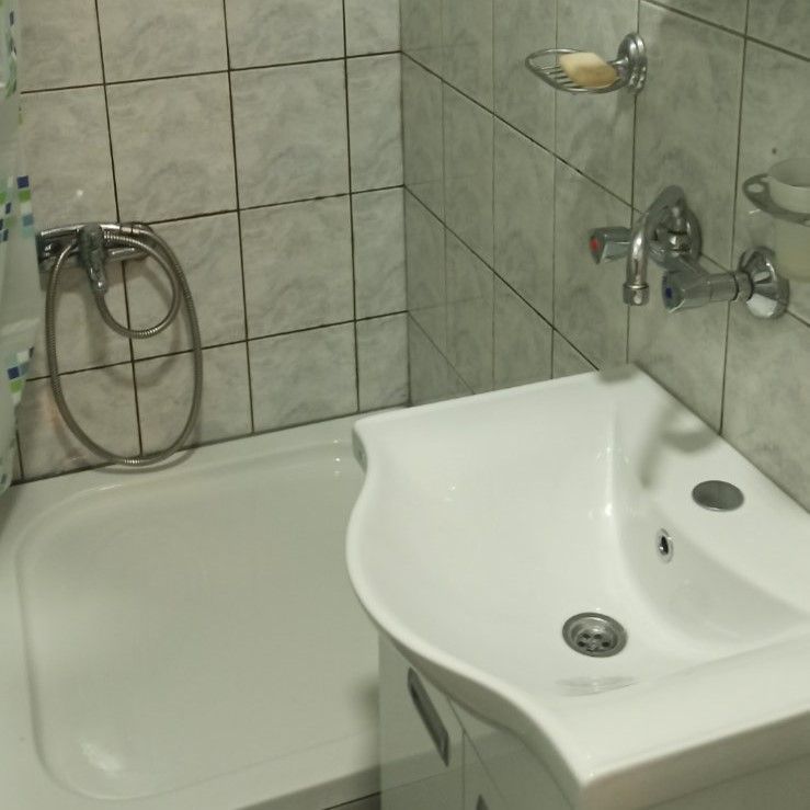kuca na prodaju Veternik 151m2 536472