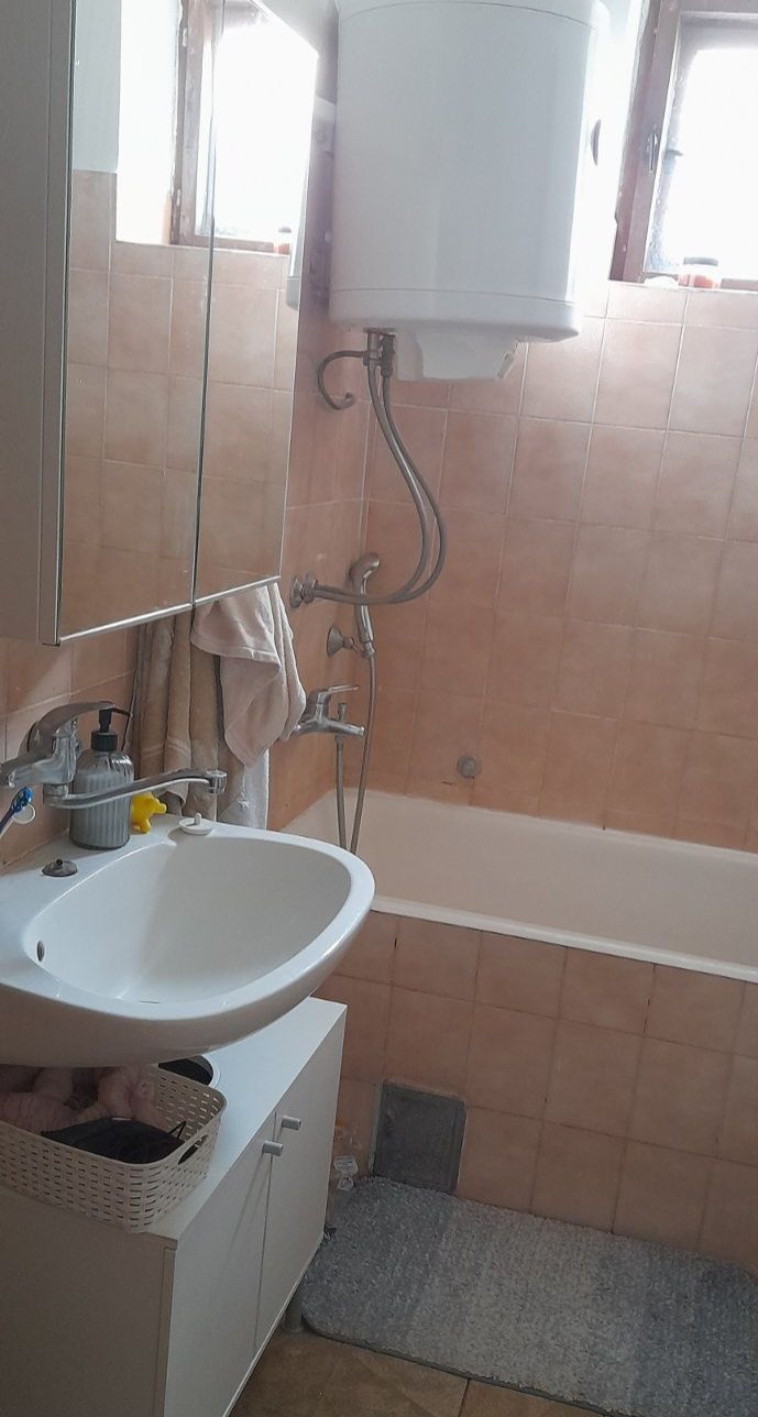 kuca na prodaju Veternik 240m2 536522