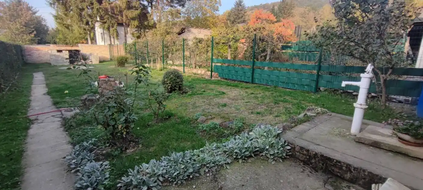 kuca na prodaju Ledinci 145m2 536791