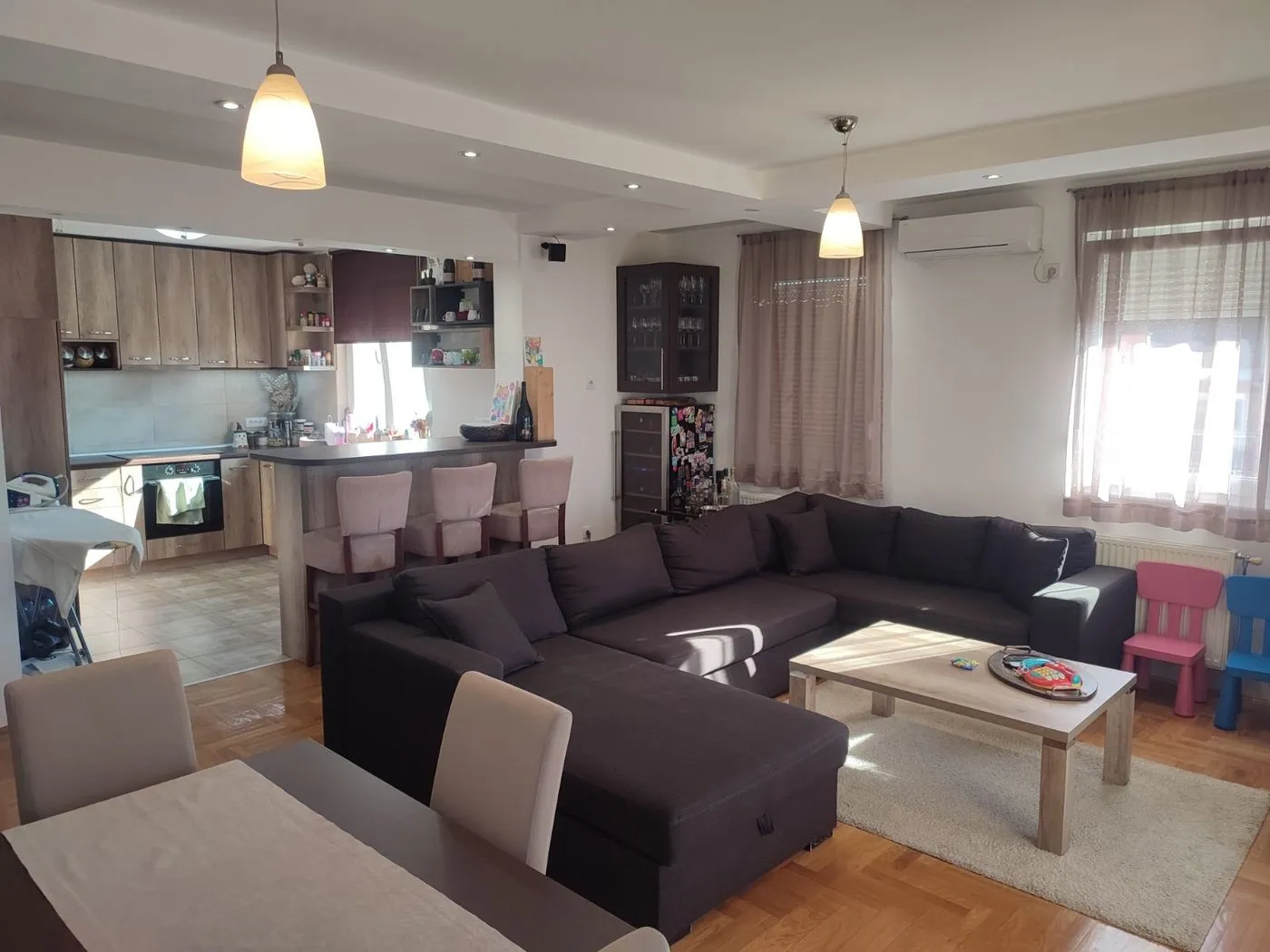 stan na prodaju Novi Sad, 120m2 566886