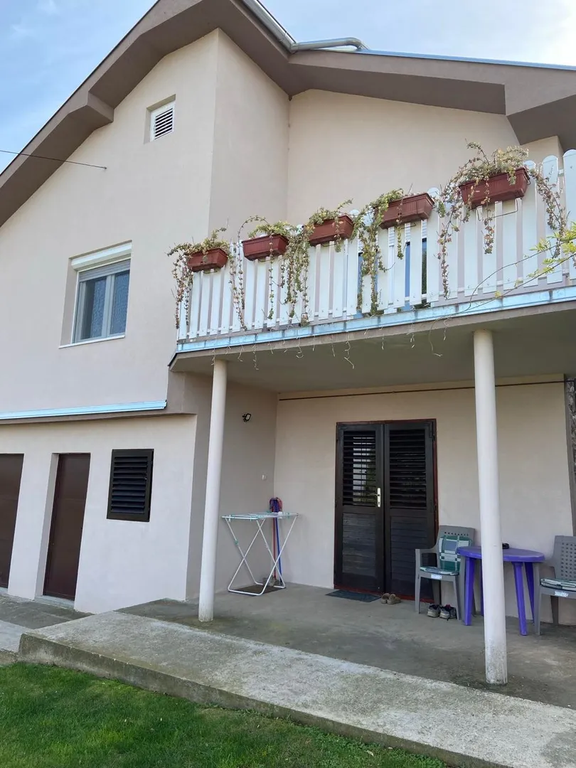 kuca na prodaju Čerević, 151m2 491796