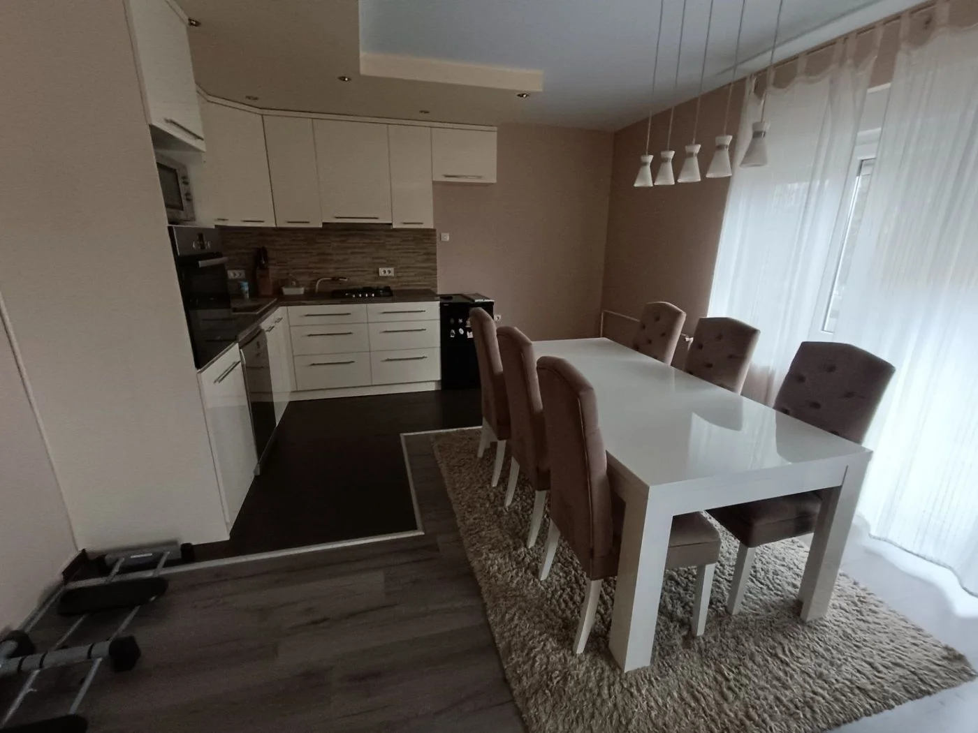 kuca na prodaju Sremski Karlovci 200m2 532277