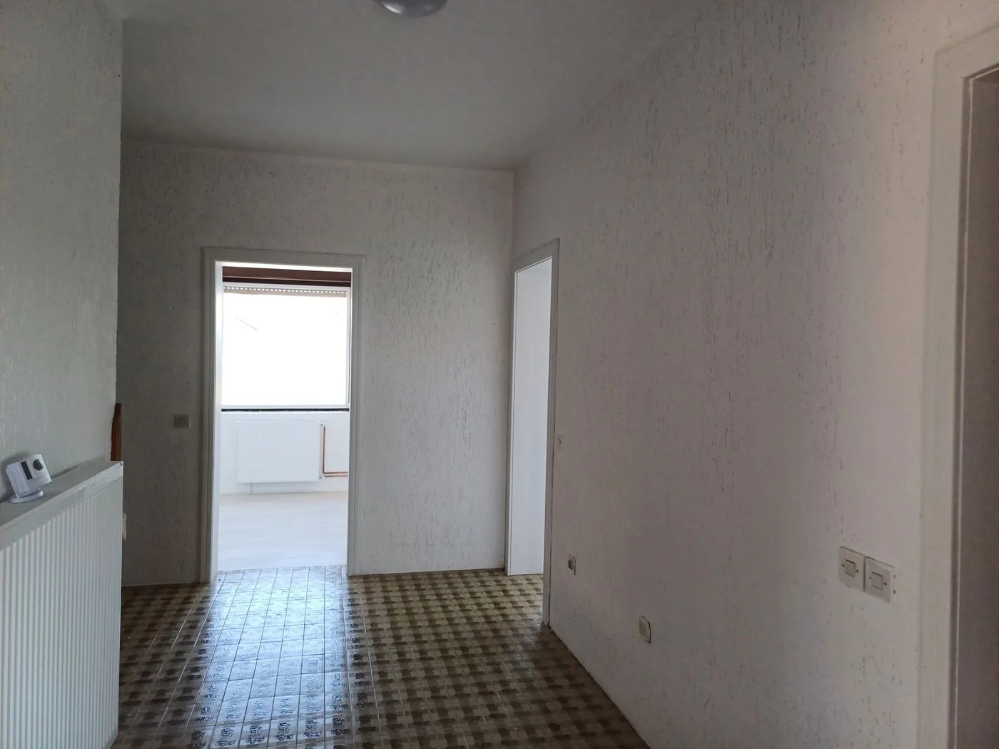 kuca za izdavanje Veternik 135m2 12267